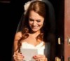 結婚時，新郎新娘互相寫信給對方，這時候你就能看到男人是無情的＆＃8230;＆＃8230;