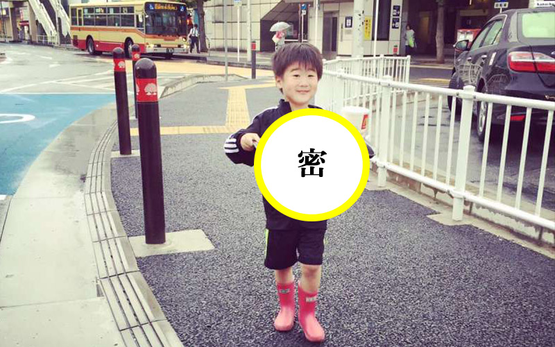           這位日本網友讓姪子挑戰第一次自己買麥當勞，但當他看到姪子滿臉笑容帶回來的「隱藏版戰利品」後就徹底崩潰了！！  -               